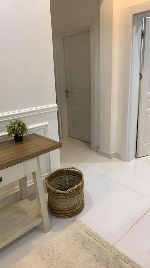 Apartment شقة سكنية غرفتين - صالة - مطبخ
